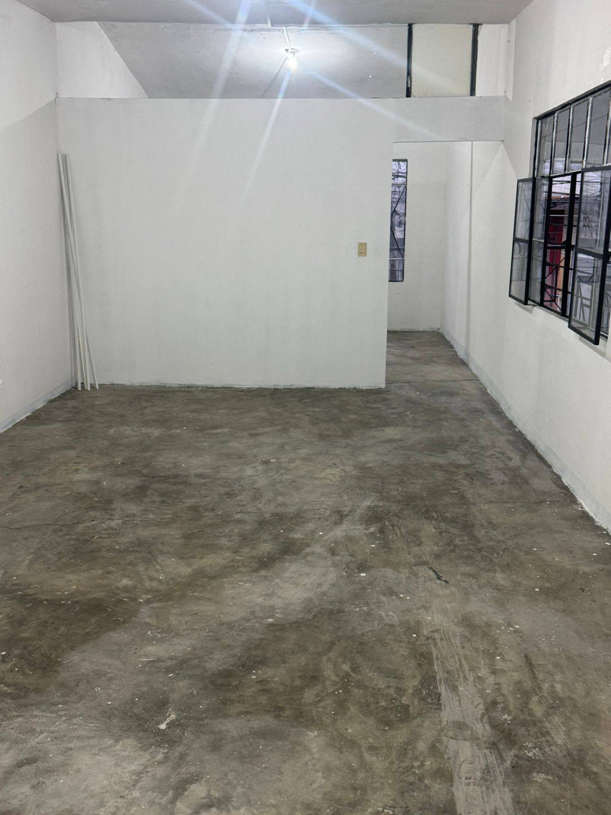SE RENTA PARA VIVIENDA O NEGOCIO